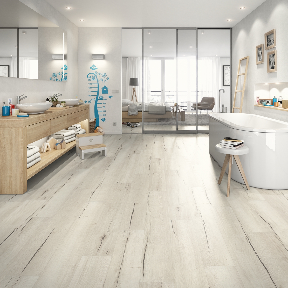 Bagno moderno con vasca. Effetto legno bianco per un piacevole tocco rustico - Ambienti Iperceramica