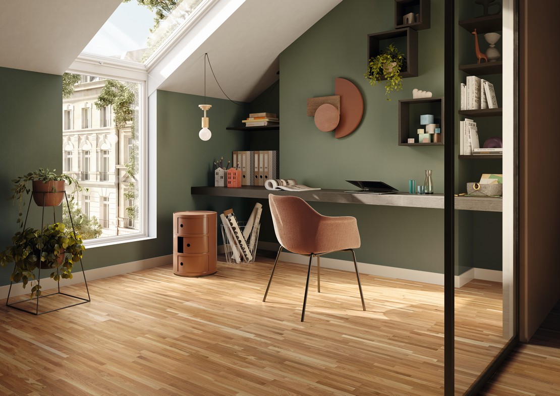 Modernes Büro in warmen Tönen mit Boden Holzoptik Eiche - Inspirationen Iperceramica