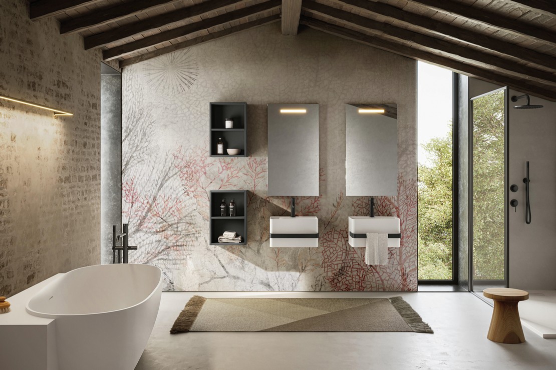 Salle de bains moderne avec baignoire et papier peint  - Inspirations Iperceramica