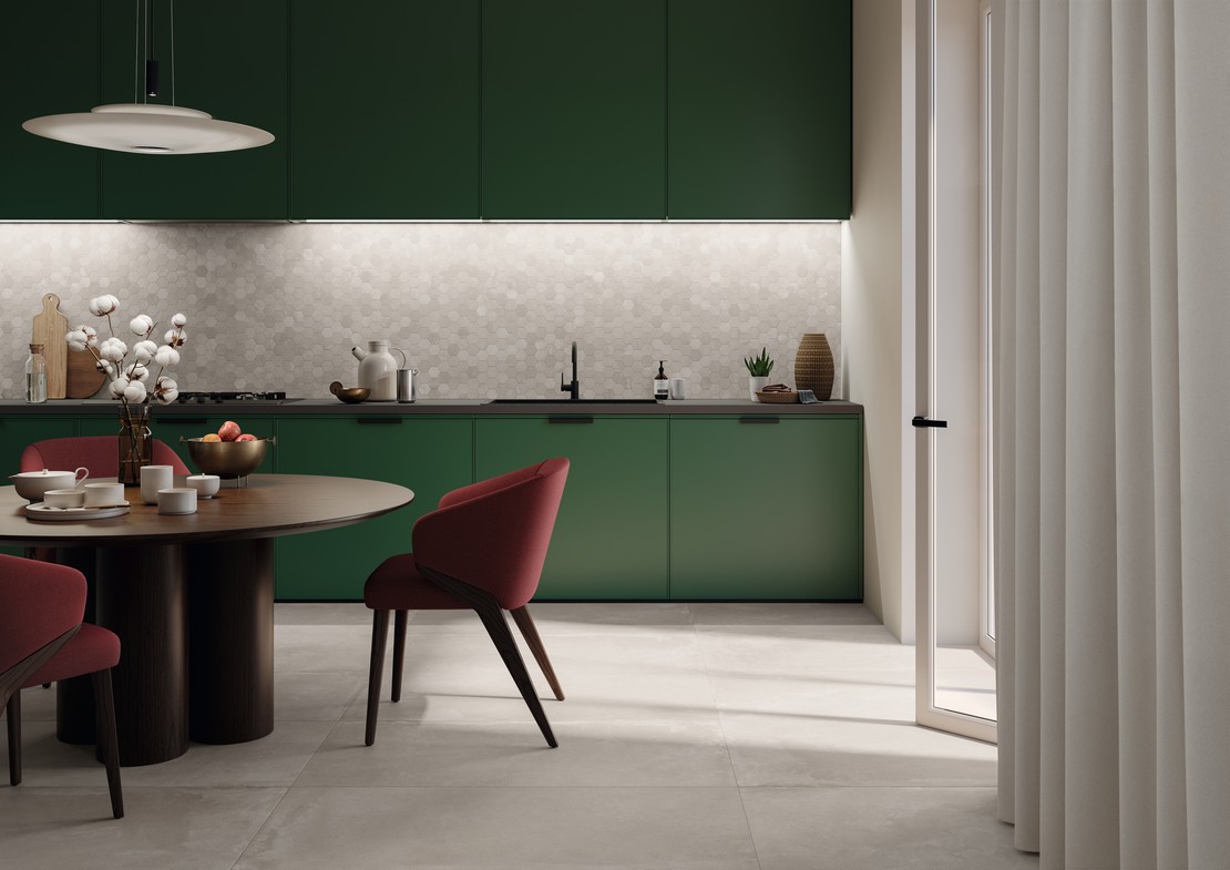 Moderne und lineare Küche mit Mosaik Wandverkleidung in Zementoptik - Inspirationen Iperceramica