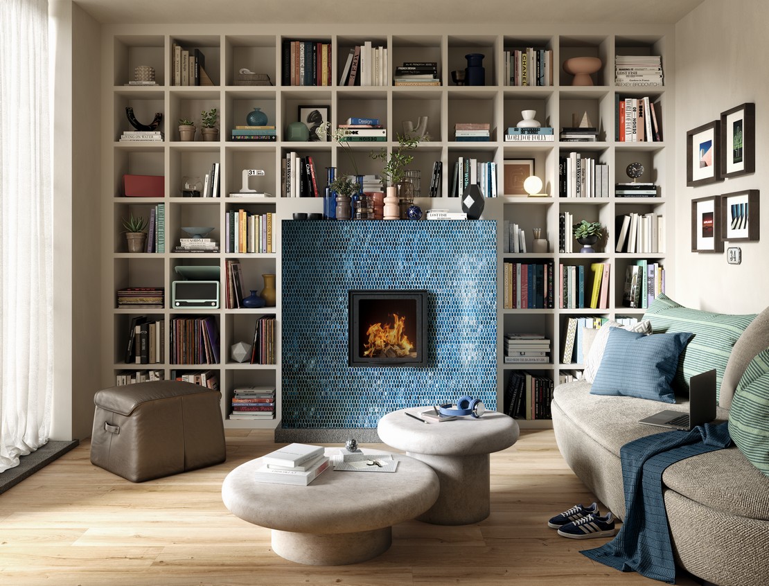 Salon moderne avec cheminée en mosaïque effet métal - Inspirations Iperceramica