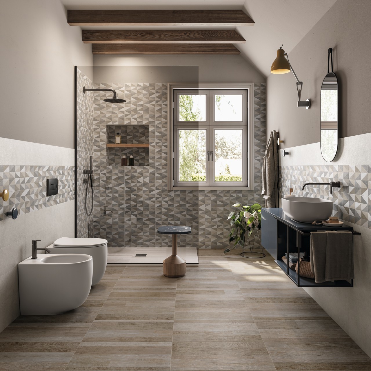 Salle de bains moderne avec douche, grès cérame effet bois dans des tons de beige et de blanc. - Inspirations Iperceramica