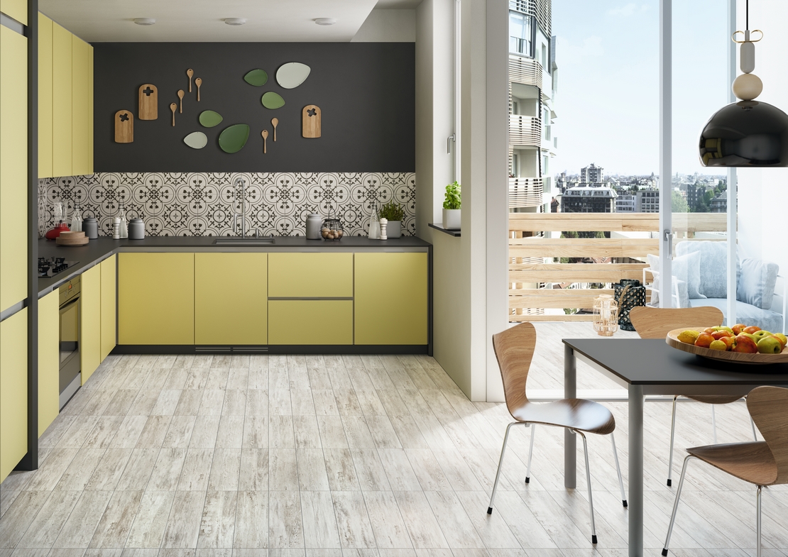 Moderne lineare Eckküche. Holzoptik und Weiß-, Gelb- und Grautöne für einen rustikalen Stil - Inspirationen Iperceramica