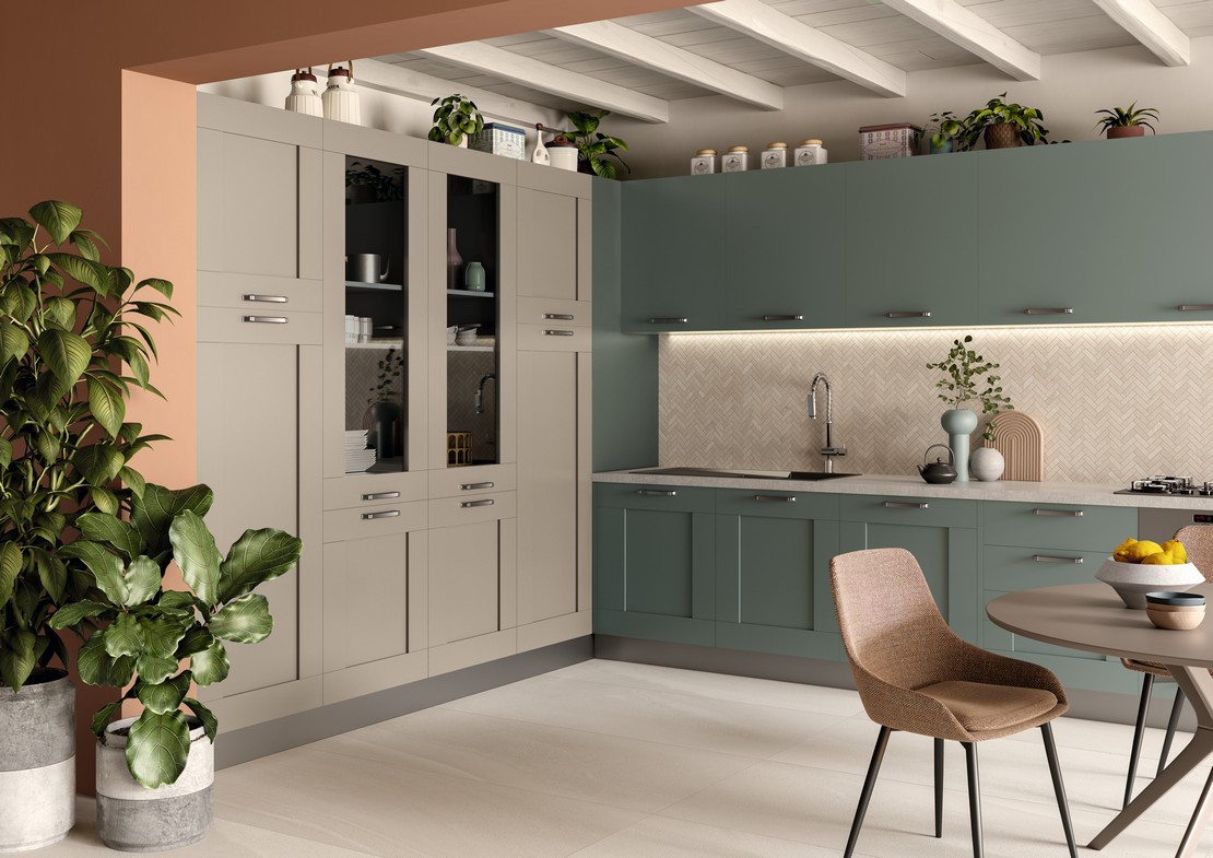 Cuisine moderne, classique et colorée avec carrelage effet béton blanc - Inspirations Iperceramica