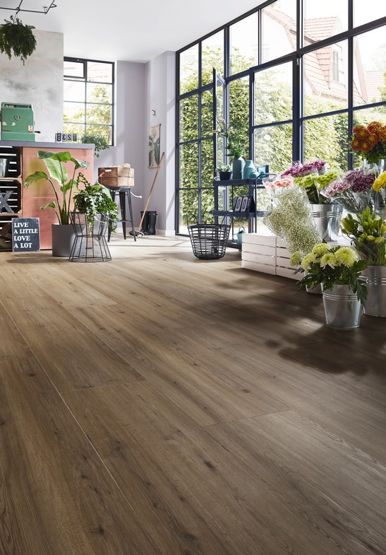Negozio stile rustico effetto legno