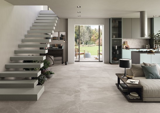 Séjour open space moderne, sol effet ardoise gris