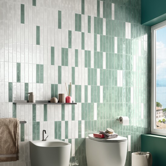 Salle de bains moderne colorée vert et blanc