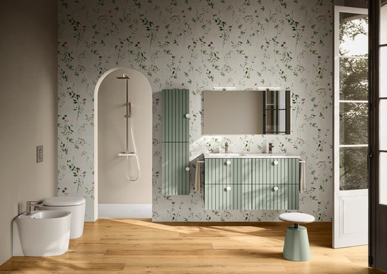 Colorful classic modern bathroom with shower, wallpaper and wood effect.