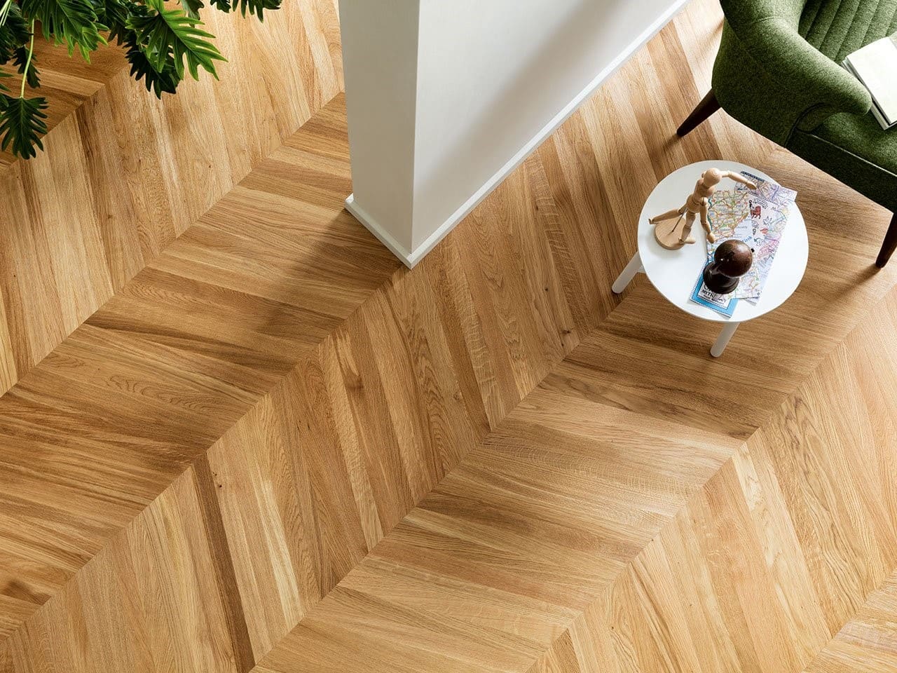 Parquet contrecollé Point de Hongrie chêne naturel brossé verni - Palais H2O