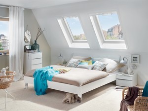 Roto Q White Wood Roof Window 55X98 Manual Opening