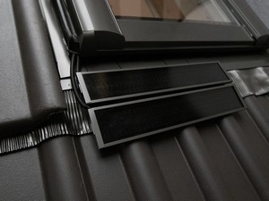 Roto Q PVC White Roof Window 78X98 Solar Opening