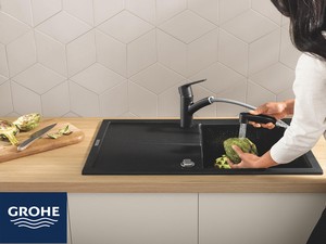 Mitigeur monocommande pour évier cuisine Grohe® Start avec douchette 2 jets noir mat