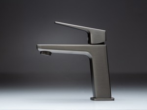 Mitigeur de lavabo Blur sans bonde en PVD titane