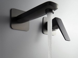 Mitigeur de lavabo mural Blur sans bonde en PVD titane