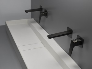 Mitigeur de lavabo mural Blur sans bonde en PVD titane