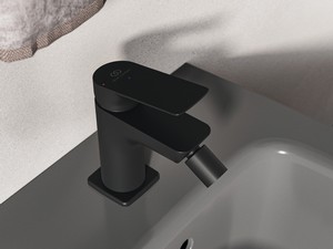 Mitigeur de bidet Ceralife C monocommande noir soie