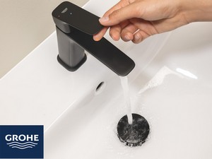 Mitigeur de lavabo taille M Grohe® Dice avec bonde noir mat