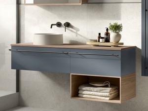 Badezimmermöbel LUMI L140 cm mit 2 Schubladen, Ausführung Nussbaum/Mattblau mit Platte in Nussbaumholzoptik