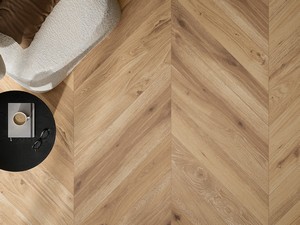 Brentwood Chevron Honey 15x85 cm Stoneware Tile Amber Oak Effect