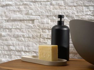 Revêtement Mininat White 10x36 pierre naturelle quartzite