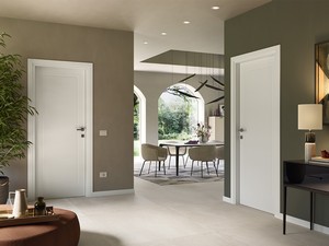 Chelsea Slim 1 Hinged Door 60xH210 cm White Lacquered