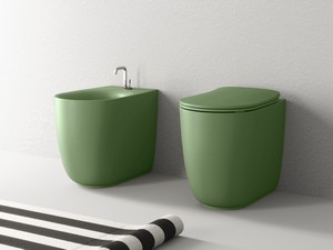 NOLITA RIMLESS FLOOR-MOUNTED PAN MATT GREEN