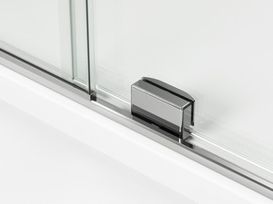 SMOOTH WALK-IN WITH SLIDING DOOR 120XH200 EXT. 1 cm TRANSP. CRYSTAL 8 mm AND CHROME OUTLINES