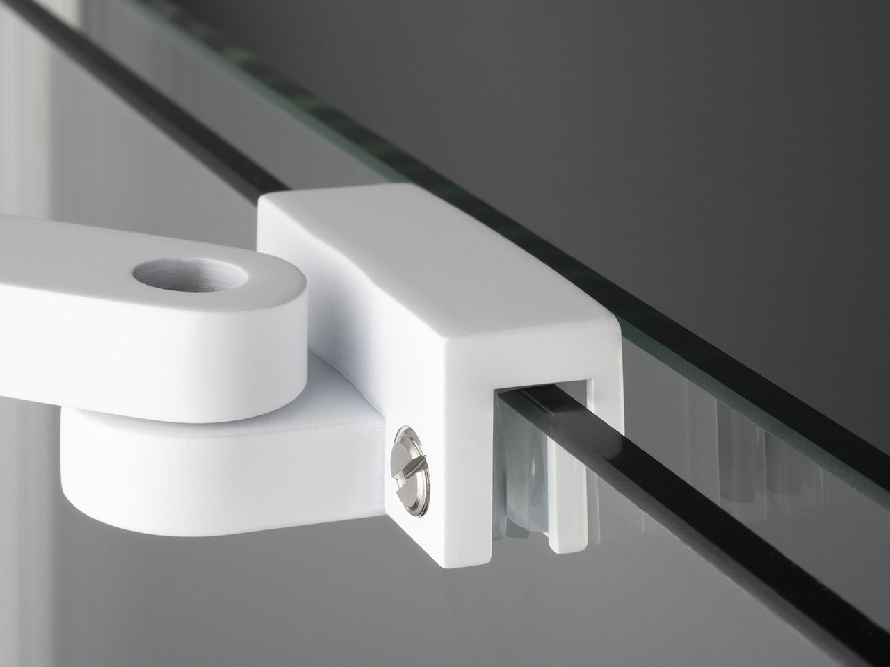 Ciotola Trasparente Profonda Di Vetro. Immagine Stock - Immagine Di - Foto 8