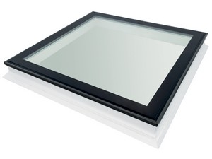 Windows for FLAT roofs in white PVC with FIXED GLASS