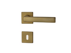 Axis Handle for Hinged Door Brass