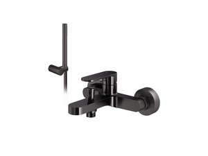 Olmo Bathtub Group with Gun Metal Equipment