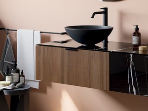 Schublade 70 Class Nuss gerippt