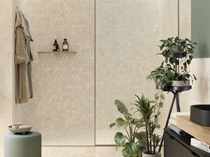 Mosaik Elegance Travertino Ivory 29x27 Feinsteinzeug mit 3D-Marmoreffekt Elfenbein
