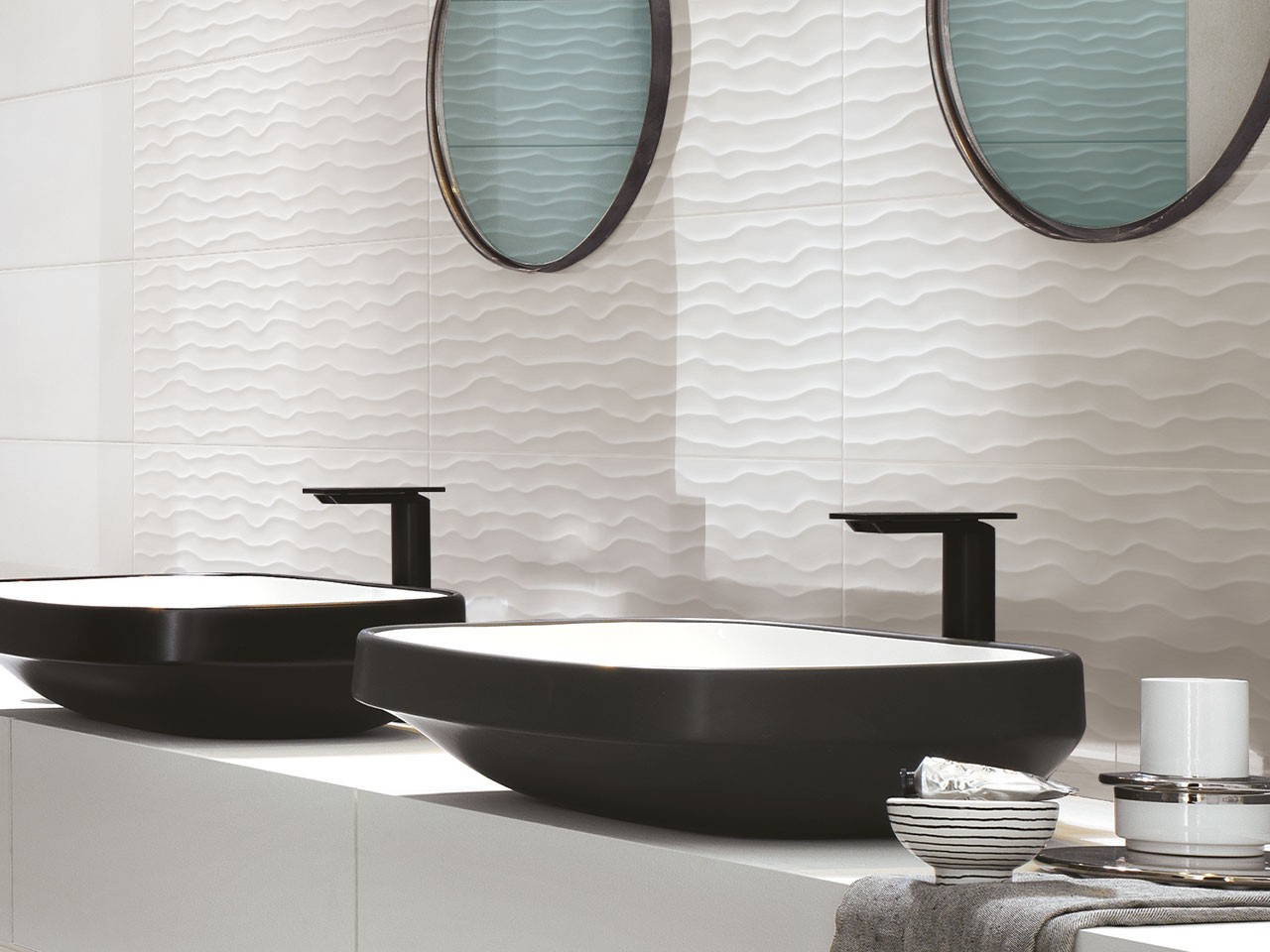 Carrelage Fresh White Wave 25x76 brillant effet vague 3D blanc