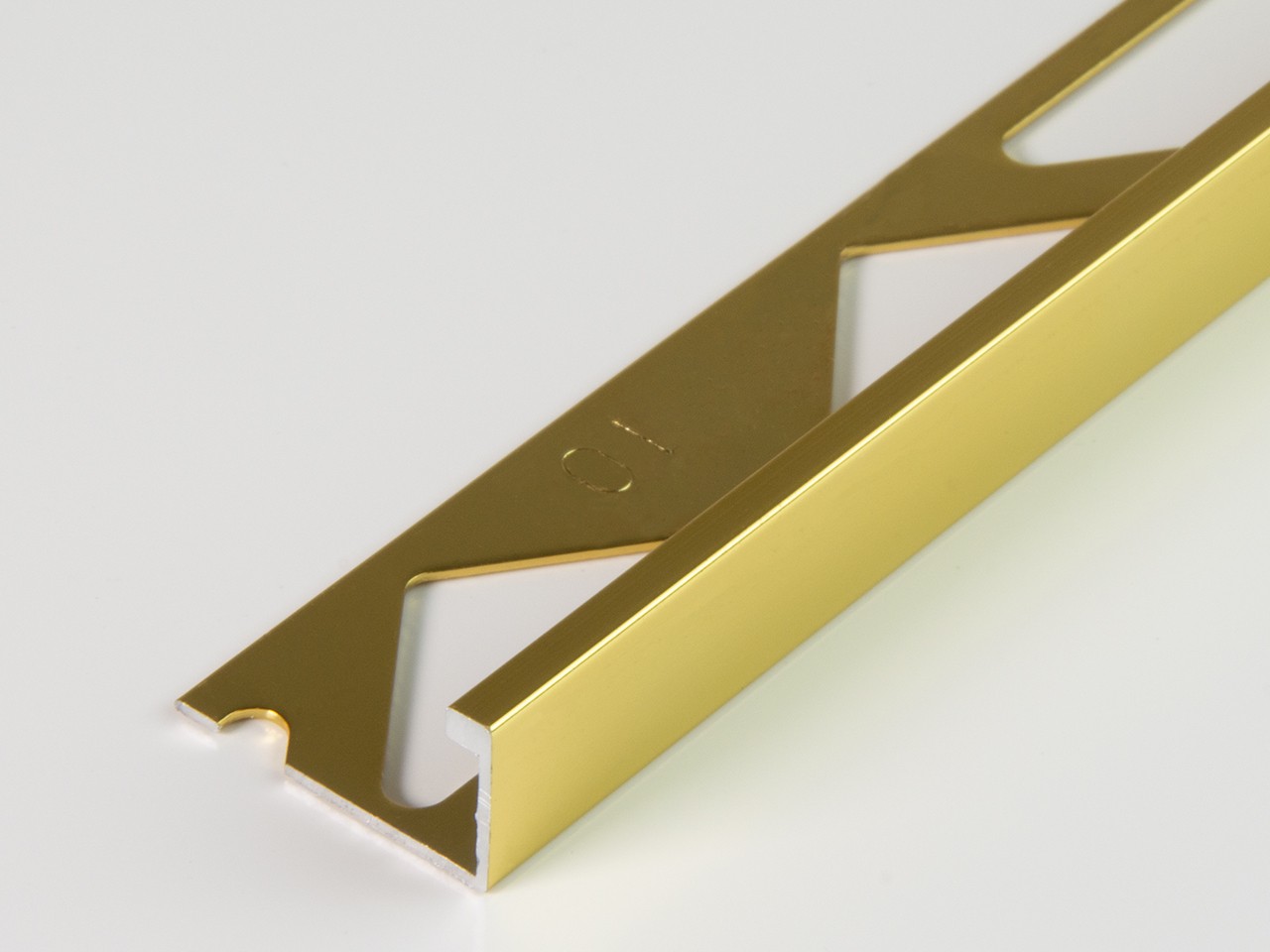Global Floor Angular Profile In Shiny Aluminium Gold Finish Thickness ...