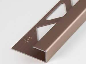 Profilé d’angle Global Square aluminium anodisé cuivre épaisseur 10 mm longueur 2,7 m