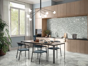 Fliese Onyx Blue poliert glänzend 60x120 Feinsteinzeug Onyxoptik Grau/Blau