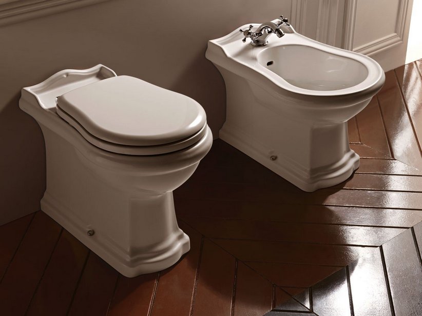 WC à poser sans réservoir adossé au mur Retrò