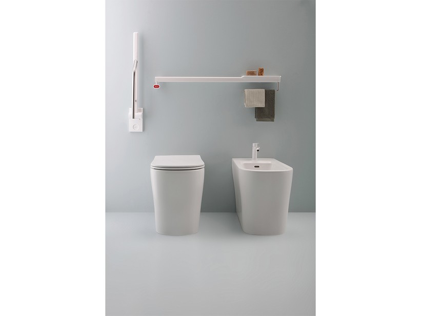 Stand-Badkeramik für Behinderte und Senioren Ponte Giulio Omnia Rimless