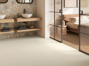 SIX OFF WHITE 21X18,2 PLAIN WHITE HEXAGONAL PORCELAIN TILE