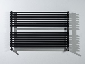 HORIZONTAL TOWEL WARMER WITHOUT L140XH61 GLOSS BLACK