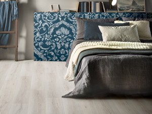 Chalet White Oak Effect Adhesive Lvt Floor