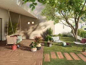 Fliese Ekowood 2 Brown XOUT 60x60 Feinsteinzeug Aussenbereich Stärke 20 mm Holzoptik Eiche Dunkel